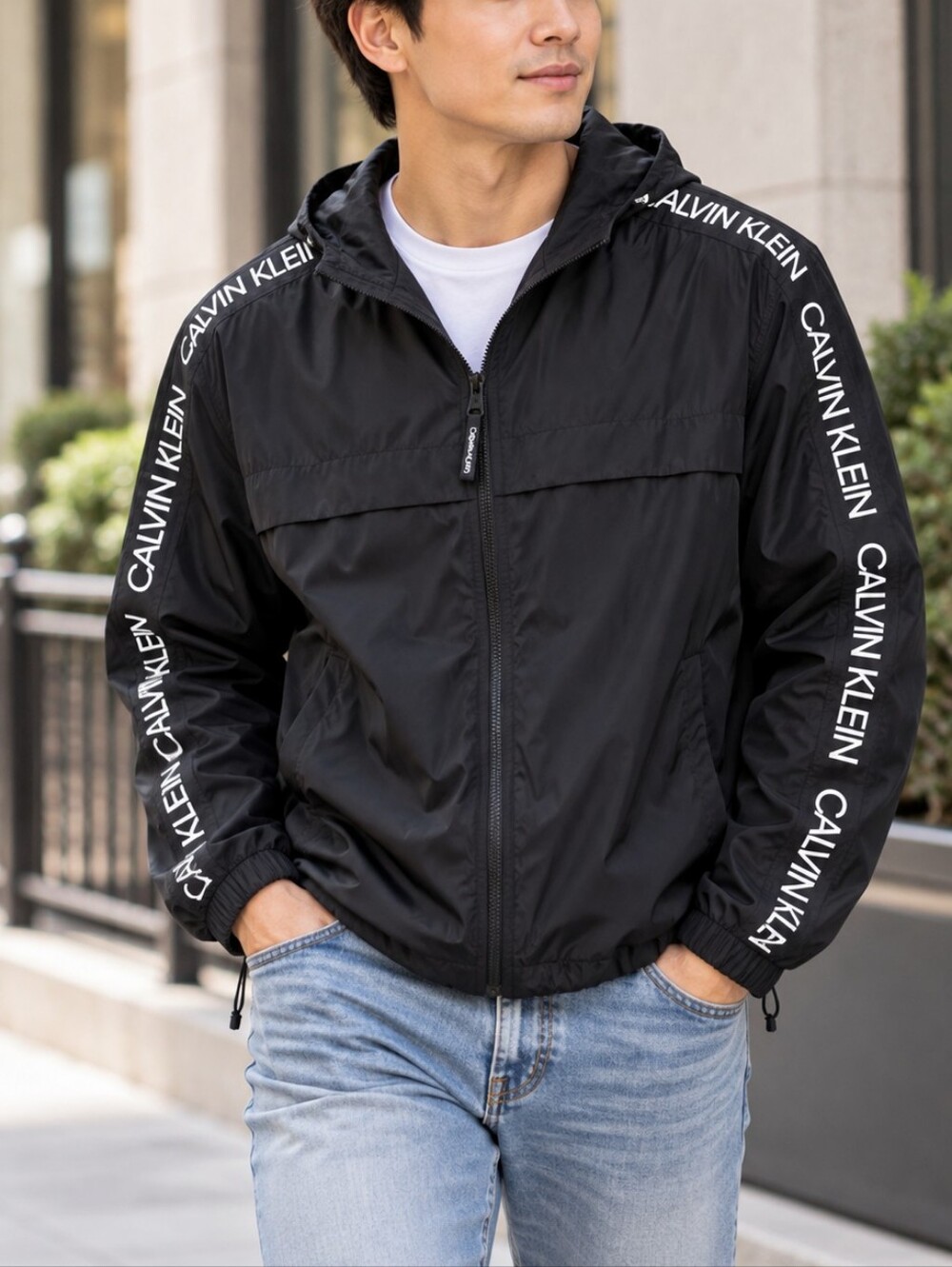 Calvin Klein Men's Black Hooded Windbreaker Jacket Logo Sleeve Size L